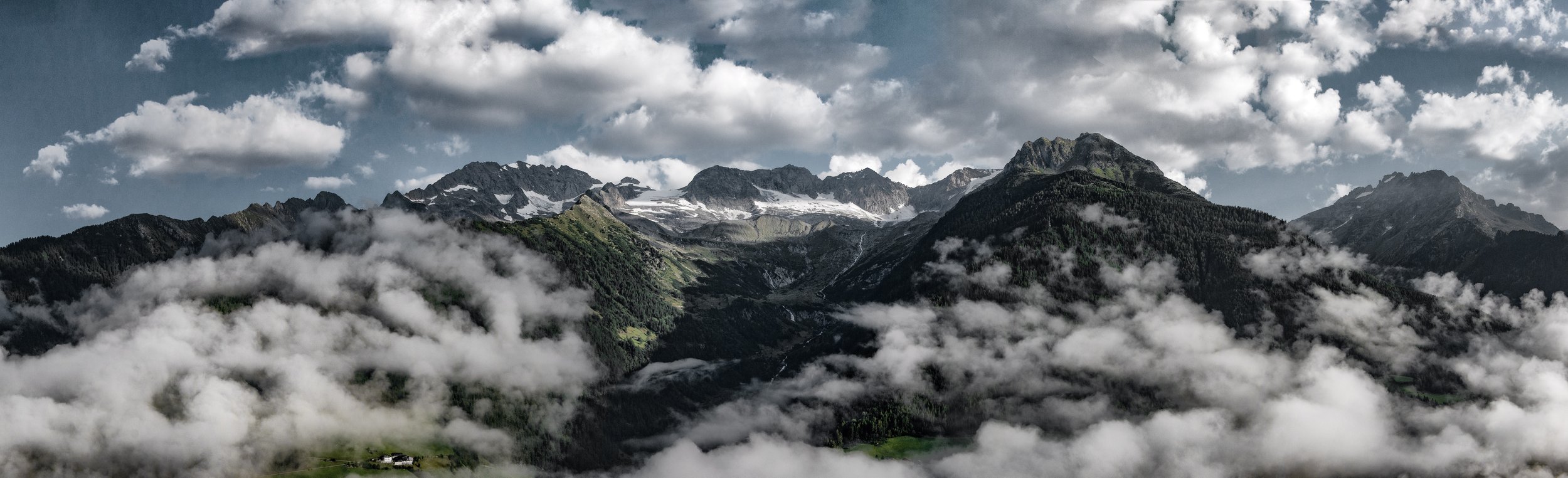 altitude-blue-sky-clouds-530158.jpg